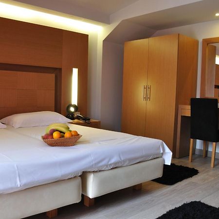 Corfu Mare Hotel -Adults Only Eksteriør billede
