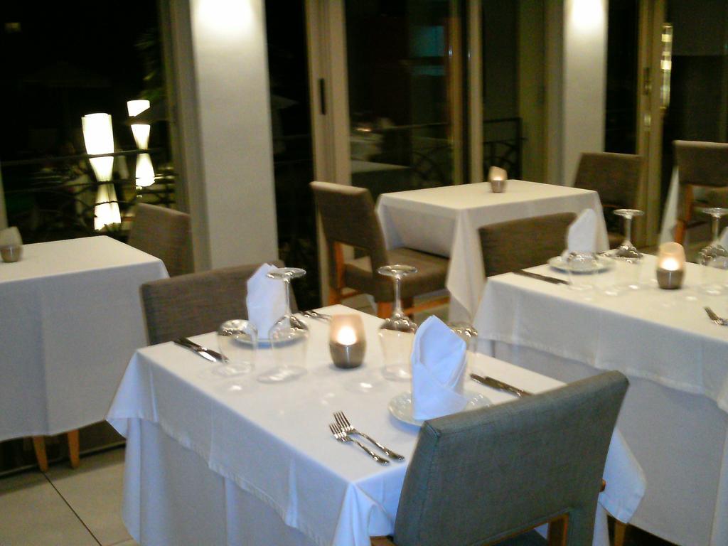 Corfu Mare Hotel -Adults Only Eksteriør billede